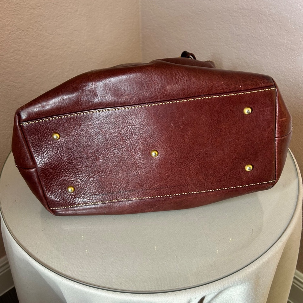 Dooney and Bourke Satchel, Barlow - Picture 7 of 13